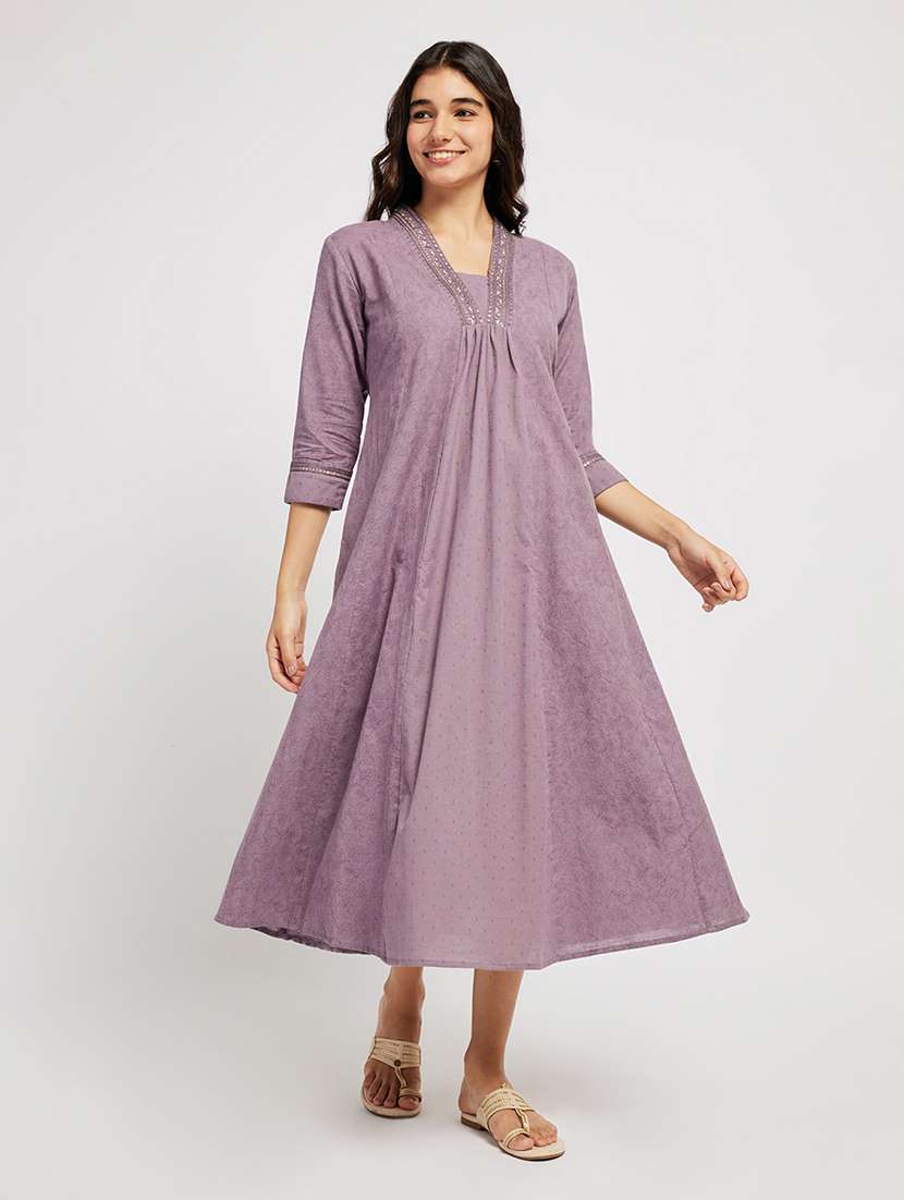 women printed three quarter sleeve a-line kurta