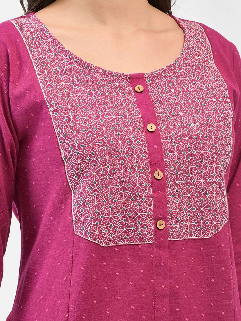 women self design three quarter sleeve a-line kurta - 22295104 -  Standard Image - 5