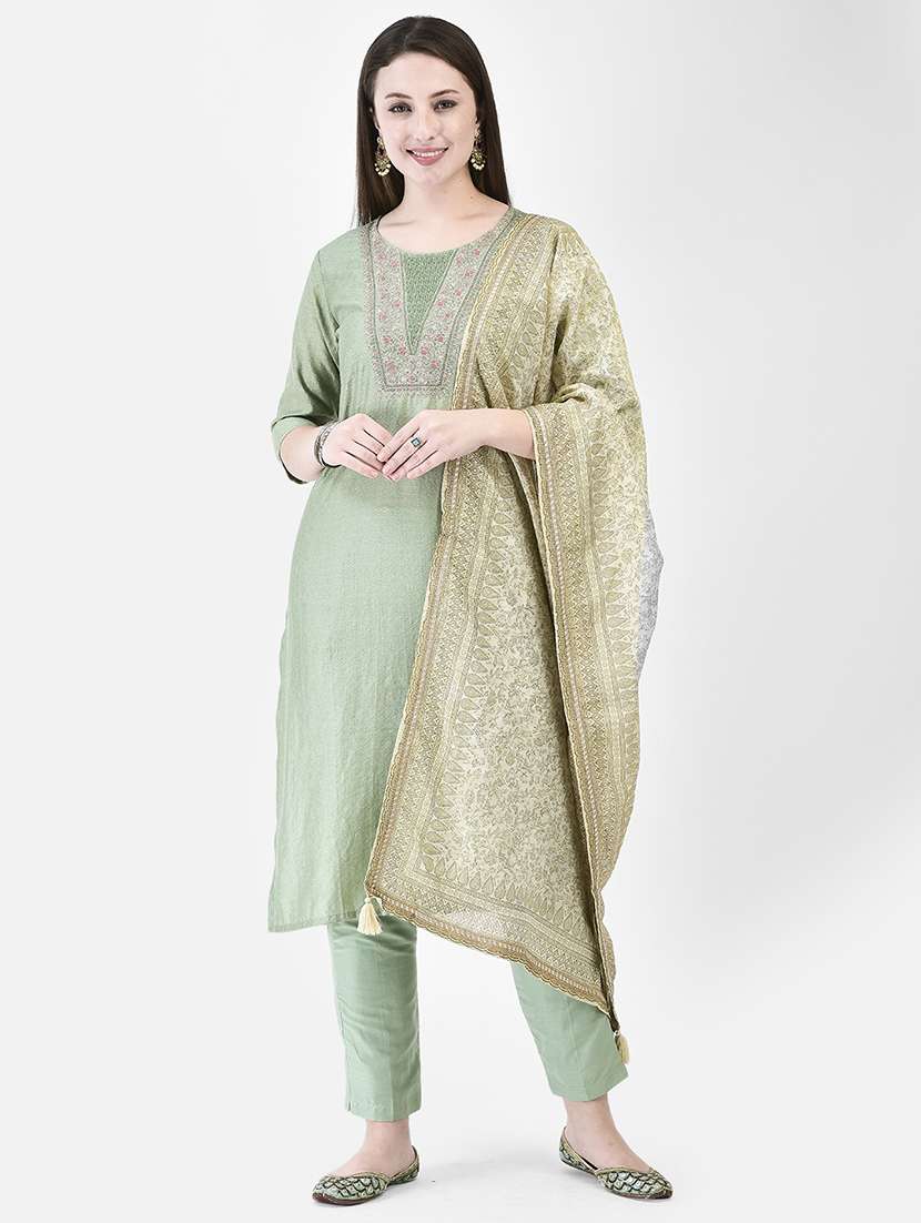 women self design three quarter sleeve straight kurta