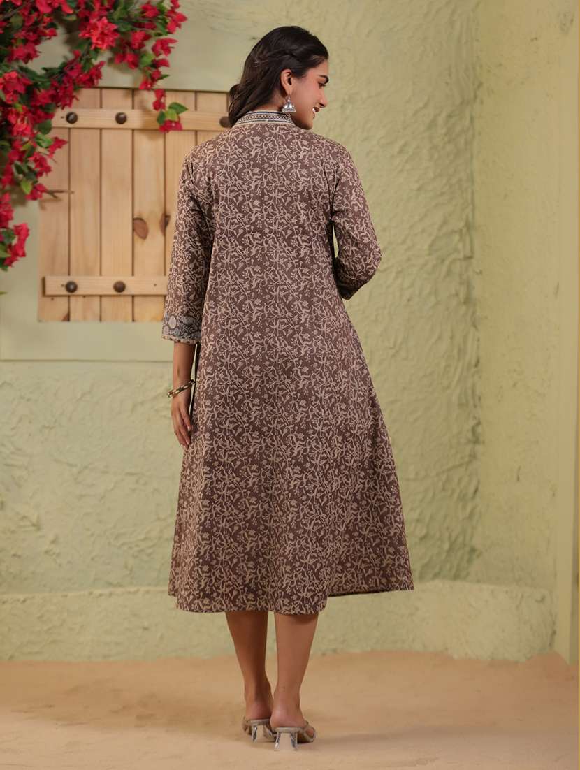 women printed three quarter sleeve a-line kurta - 22295147 -  Standard Image - 3