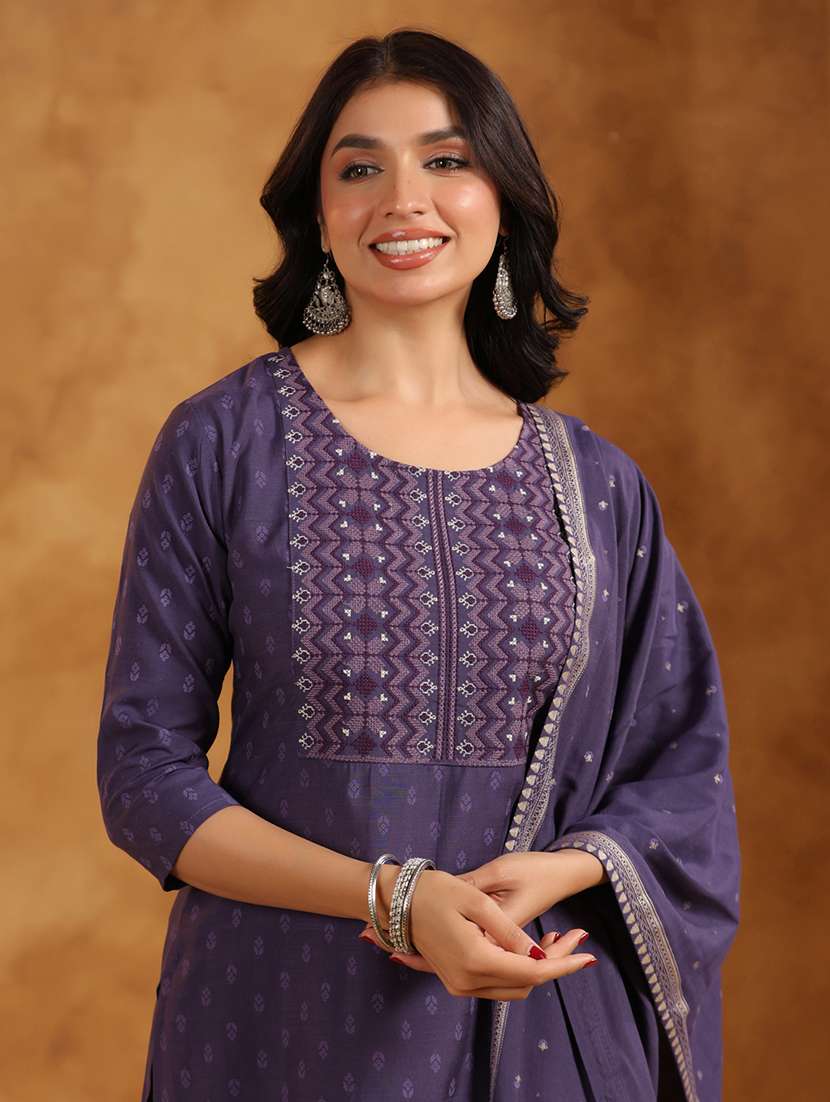 women printed three quarter sleeve straight kurta - 22295153 -  Standard Image - 3