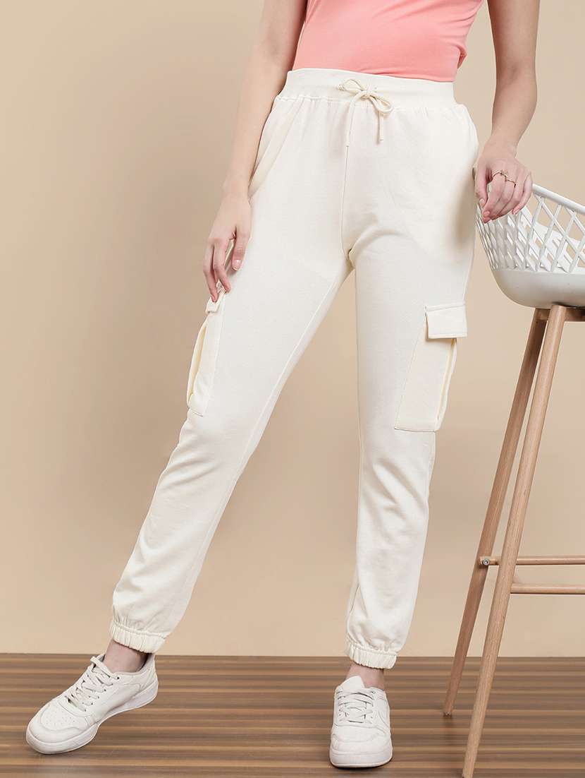 women solid mid rise cargo jogger