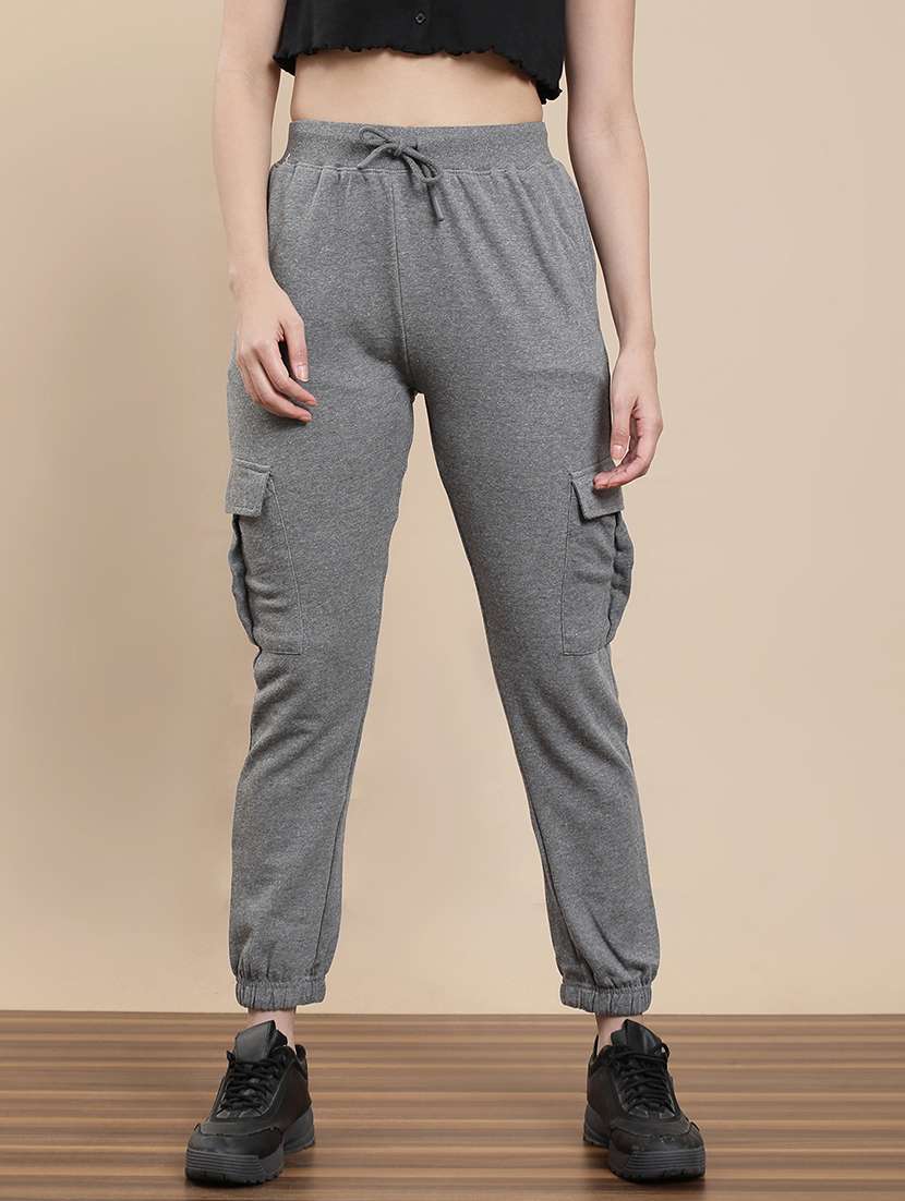 women solid mid rise cargo jogger