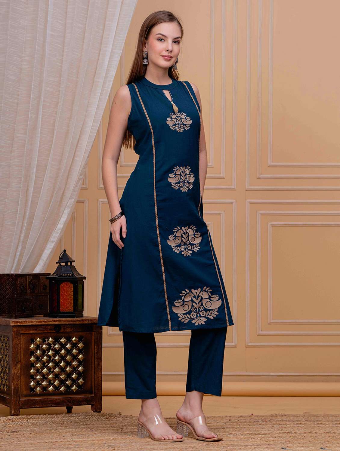 women solid with work sleeveless kurta with pant set - 22295833 -  Standard Image - 3
