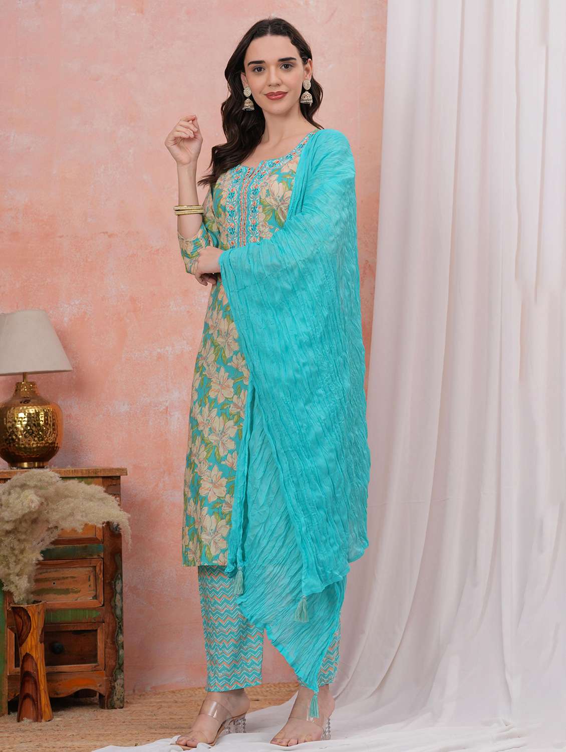 women floral printed three quarter sleeve kurta pant with dupatta set - 22295851 -  Standard Image - 3
