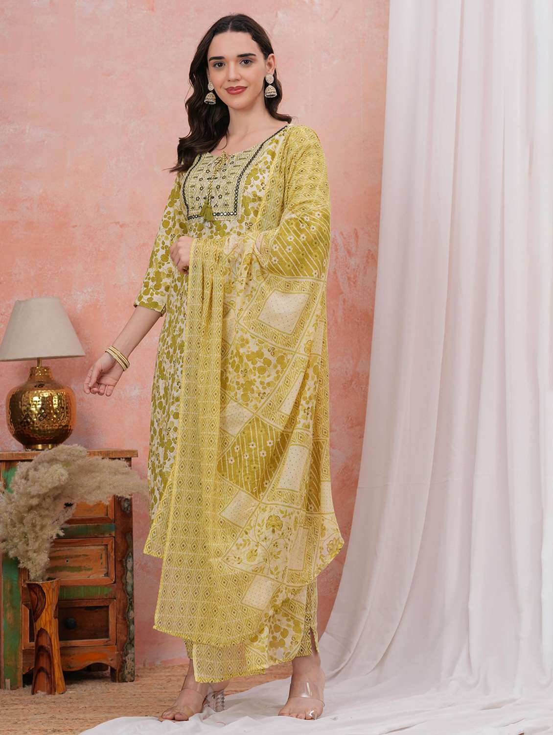 women printed tie-up neck kurta pant with dupatta set - 22295852 -  Standard Image - 3