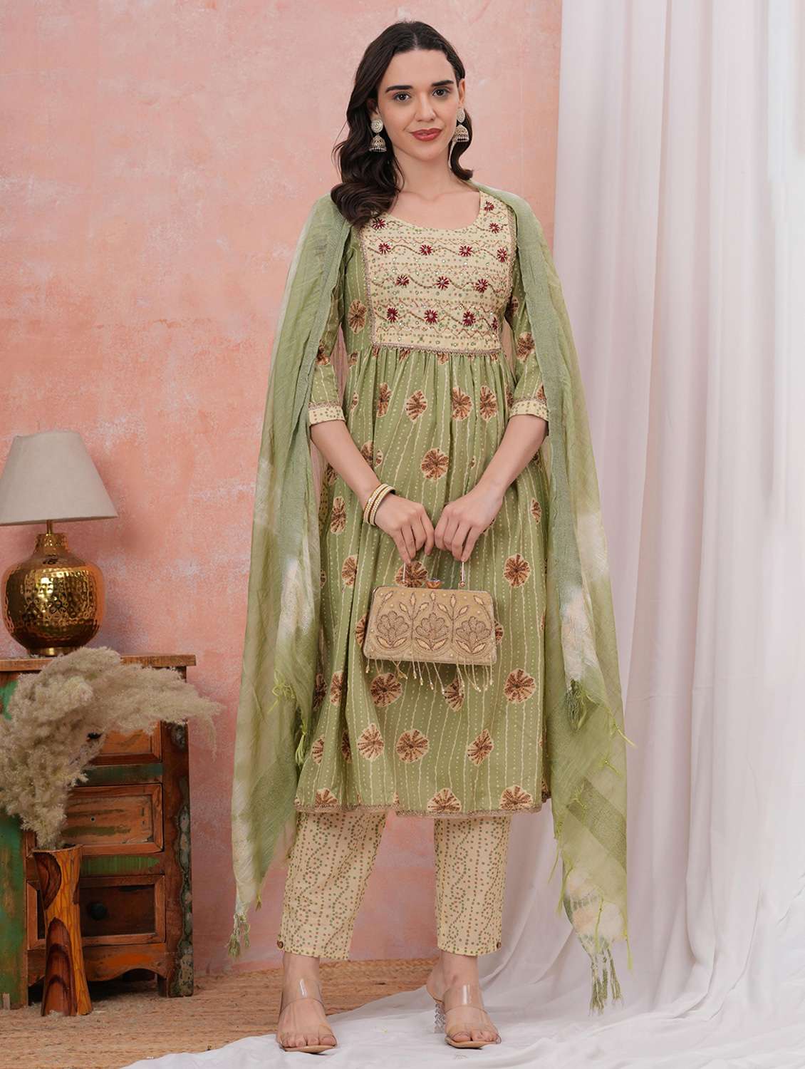 women printed three quarter sleeve kurta pant with dupatta set