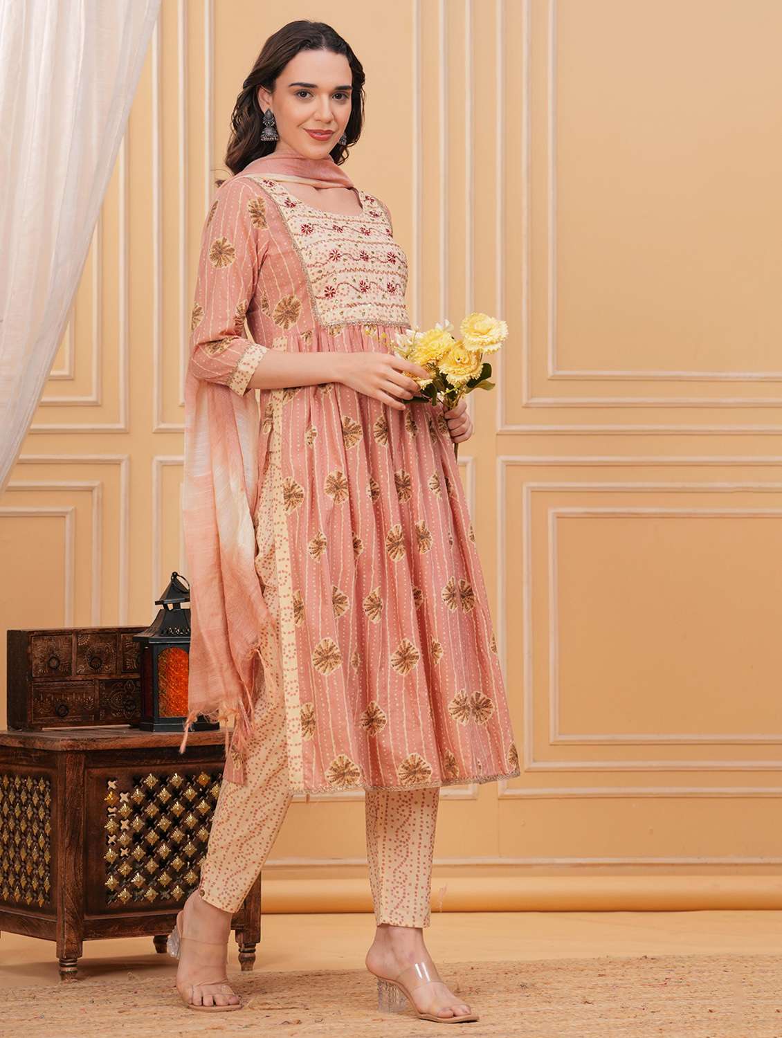 women printed three quarter sleeve kurta pant with dupatta set