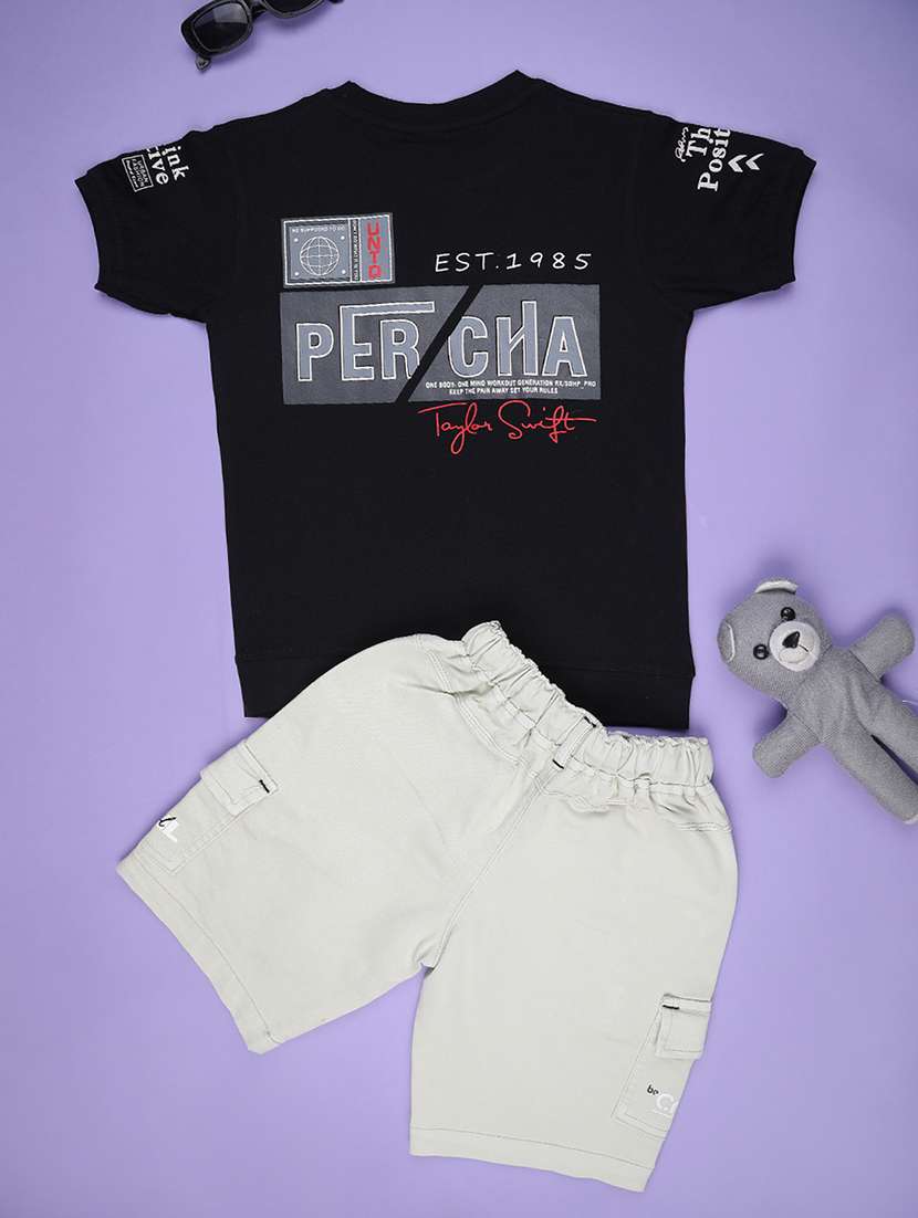 boys printed t-shirt & shorts co-ords set