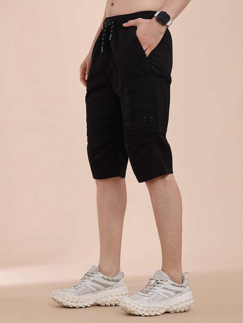 men solid mid rise three fourth cargo shorts - 22296958 -  Standard Image - 3