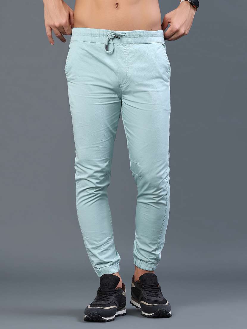 men solid mid rise slim fit jogger
