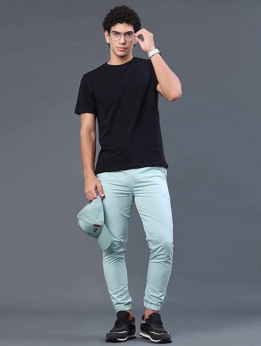 men solid mid rise slim fit jogger - 22296961 -  Standard Image - 5