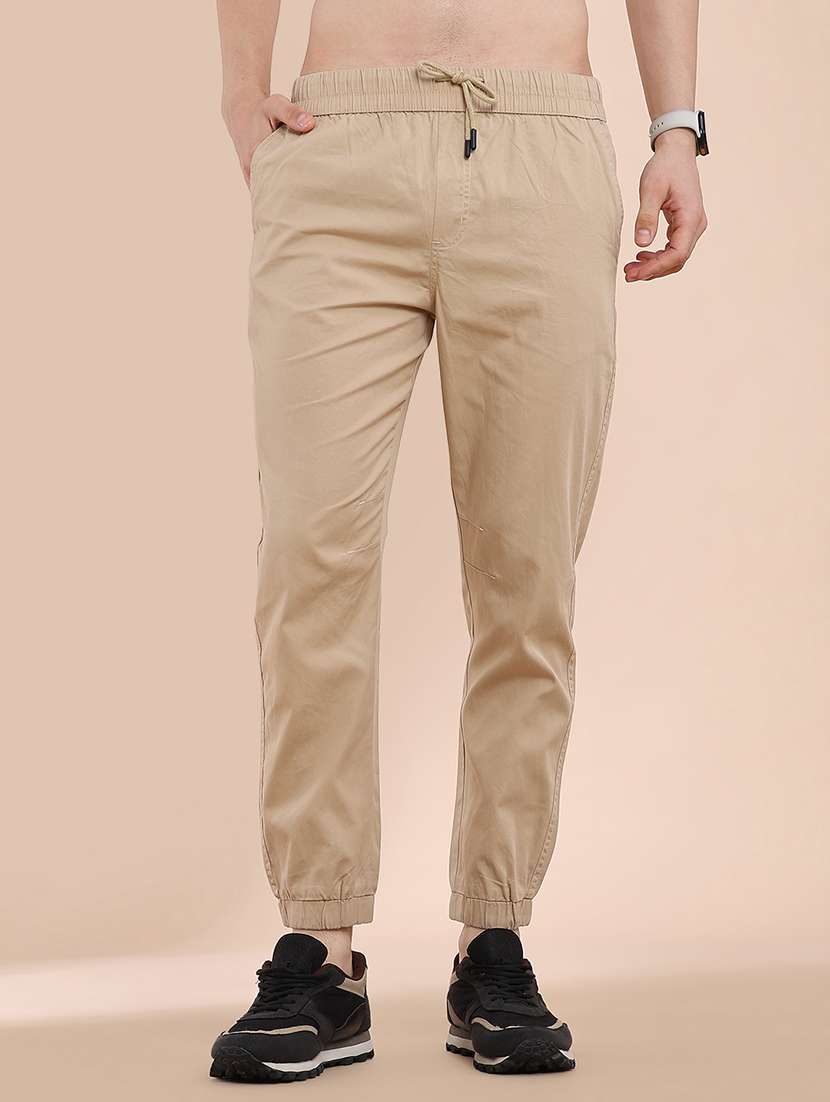 men solid mid rise regular fit jogger
