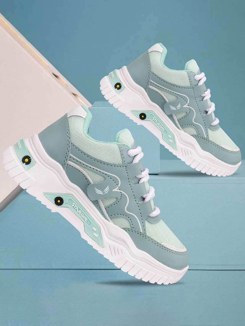 women color blocked lace-up sports shoe