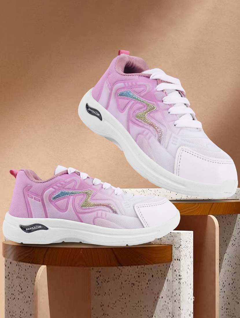 women solid lace-up casual shoe