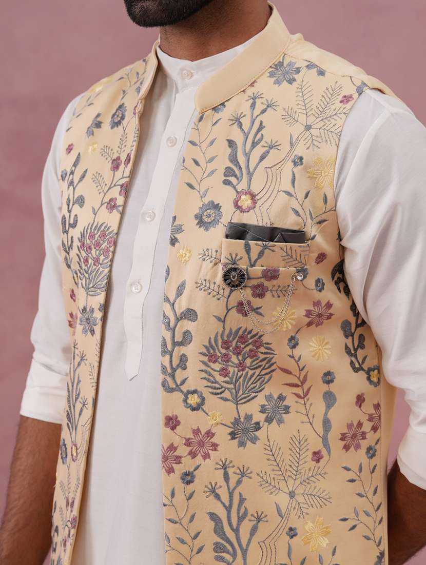 men solid with work mandarin neck kurta pyjama with jacket ethnic wear set - 22297237 -  Standard Image - 5