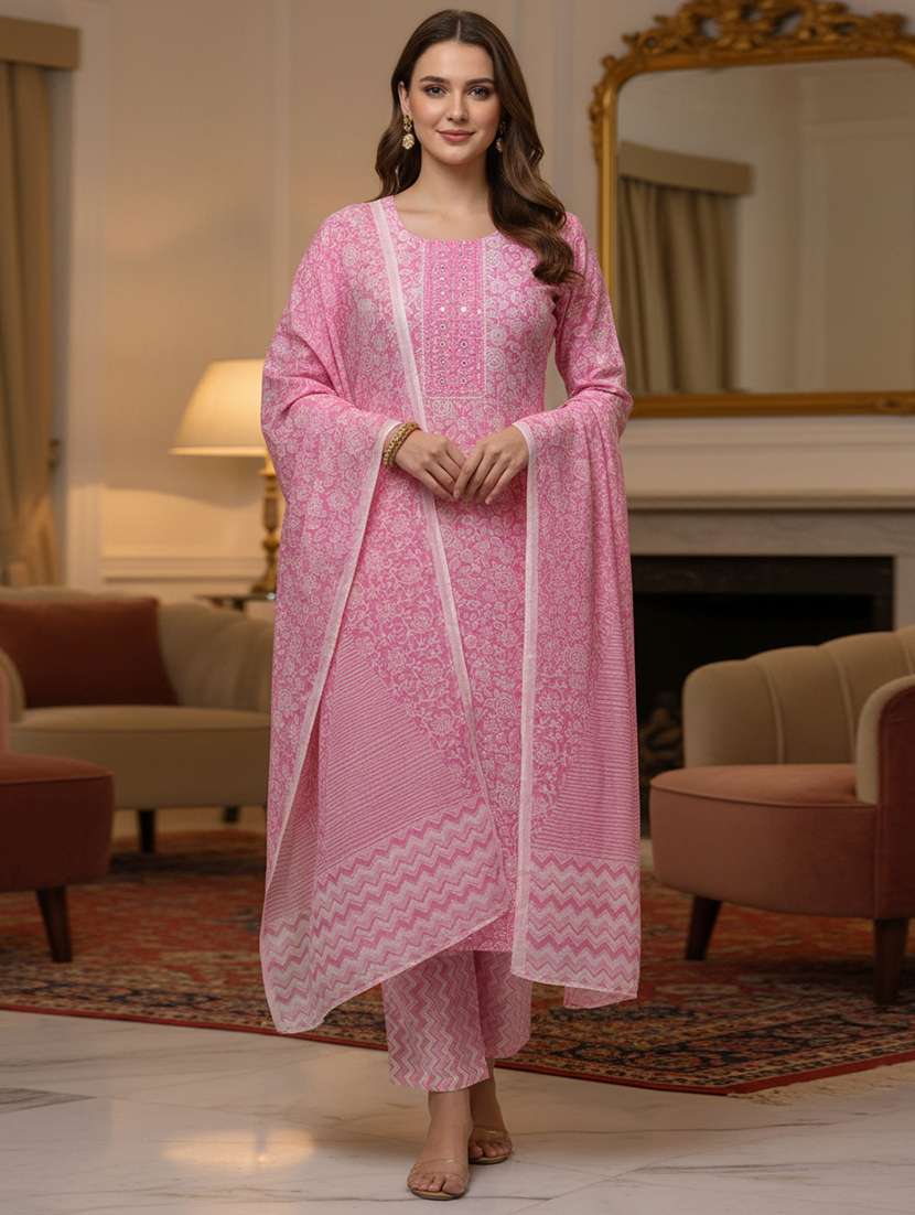 women printed three quarter sleeve kurta pant with dupatta set