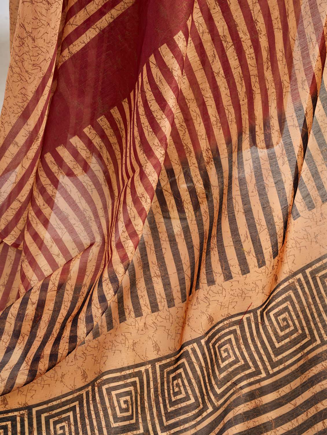 women printed ready to wear saree with blouse - 22297517 -  Standard Image - 5