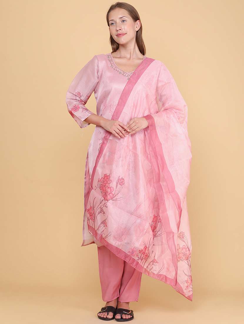 women printed three quarter sleeves kurta pant set with dupatta