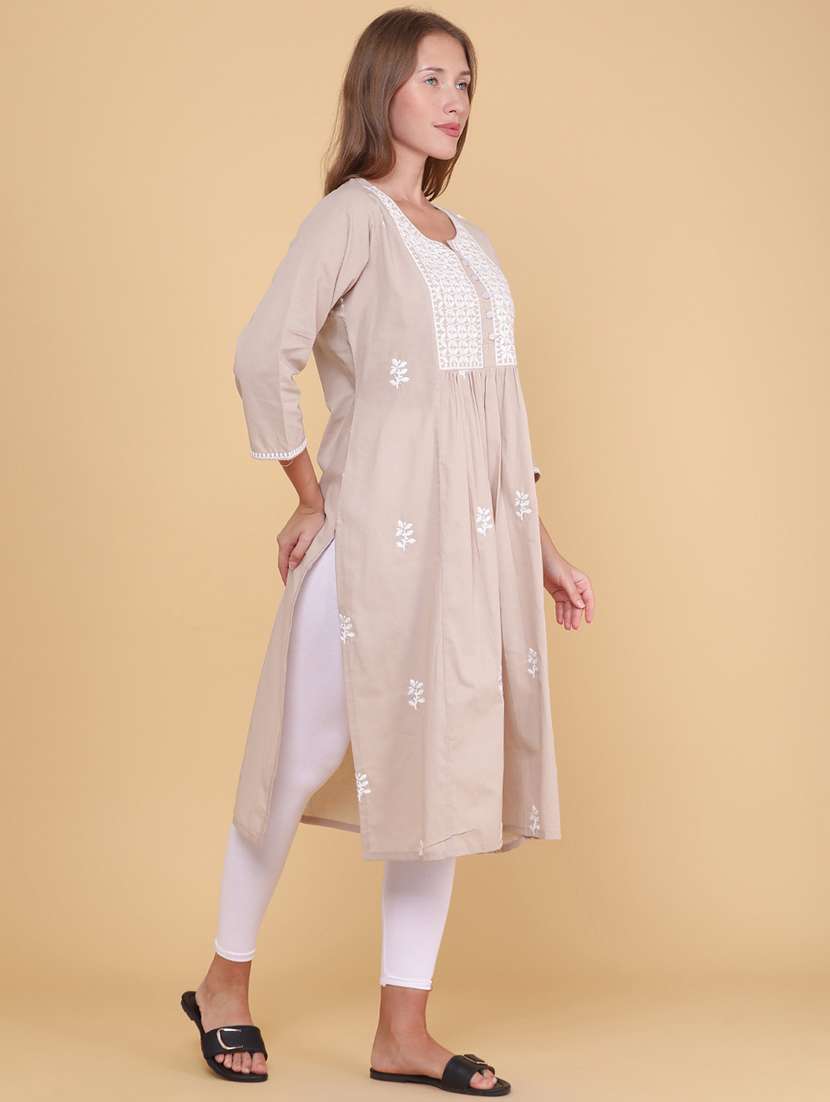 Women Embroidered Three Quarter Sleeves Straight Kurta - 22298244 -  Standard Image - 3