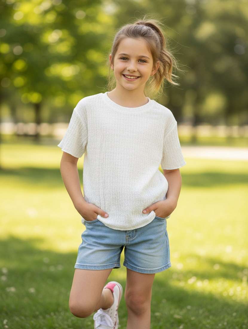 white cotton plain tee