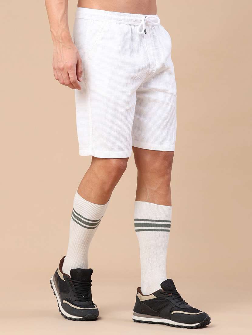 men textured mid rise regular fit shorts - 22298354 -  Standard Image - 3