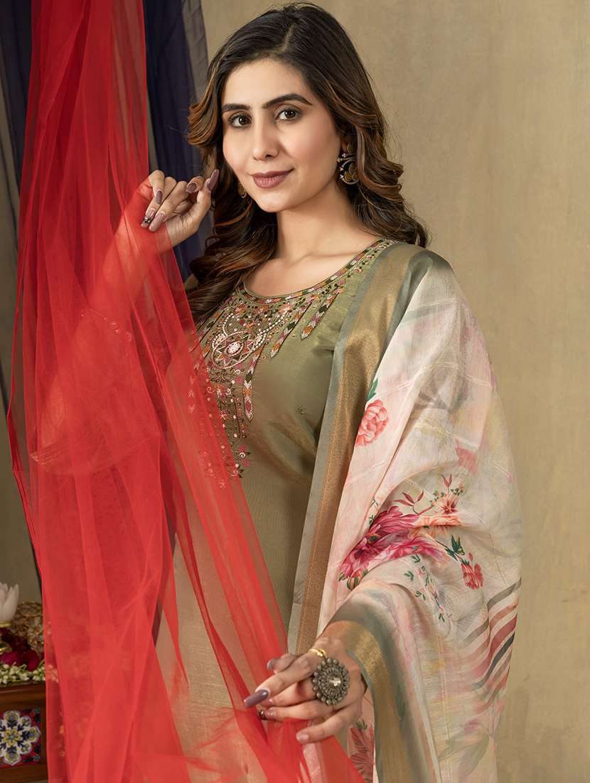 women solid with work three quarter sleeve kurta pant with dupatta set - 22298476 -  Standard Image - 3