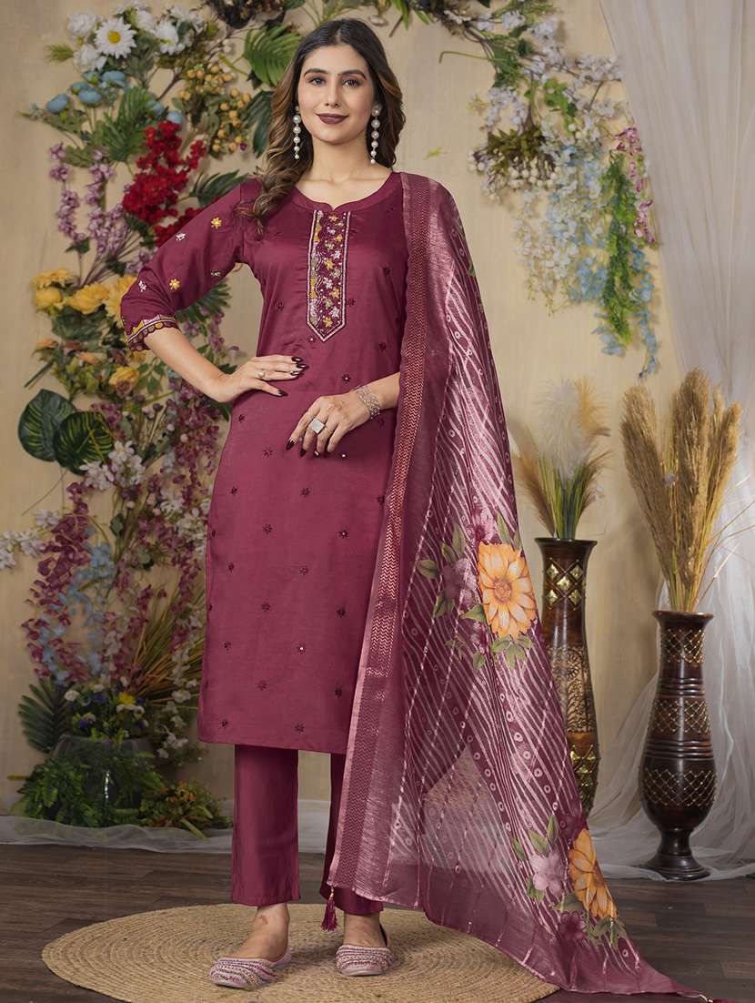 women solid with work three quarter sleeve kurta pant with dupatta set