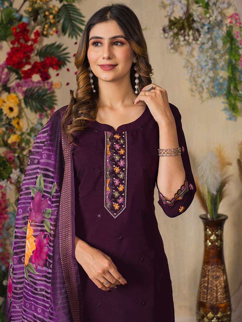 Women Solid With Work Three Quarter Sleeve Kurta Pant With Dupatta Set - 22298482 -  Standard Image - 3