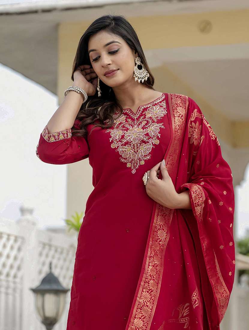 women solid with work three quarter sleeve kurta pant with dupatta set - 22298496 -  Standard Image - 3