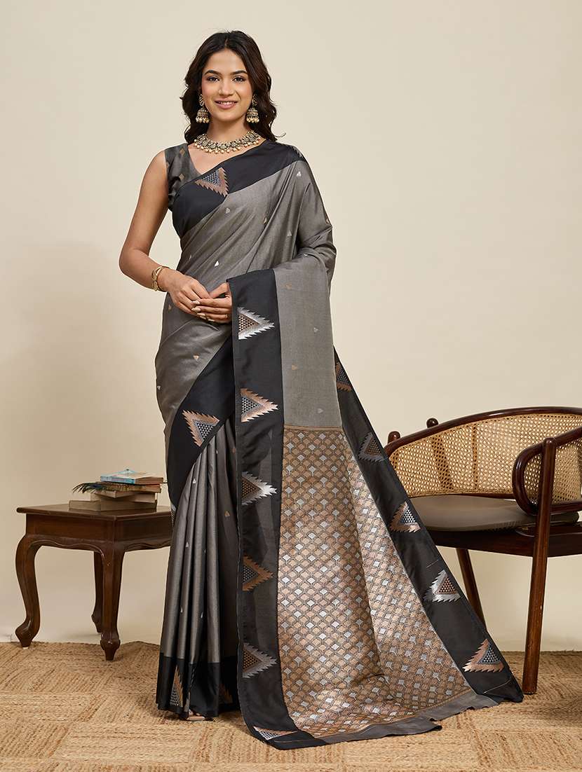 women self design banarasi saree with blouse