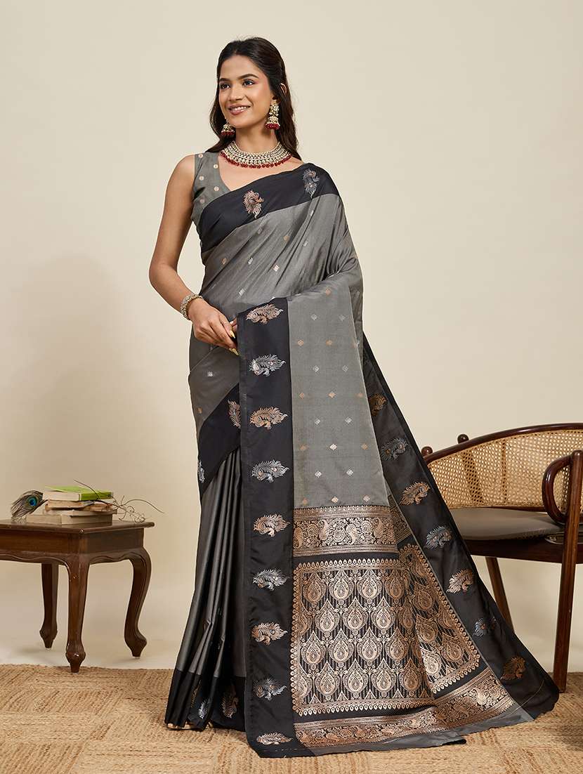 women self design banarasi saree with blouse