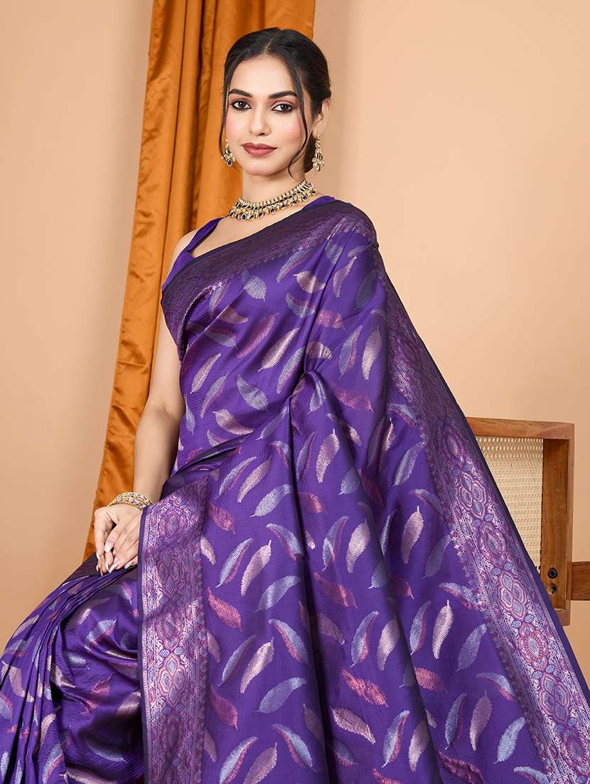 women self design banarasi saree with blouse - 22298736 -  Standard Image - 5