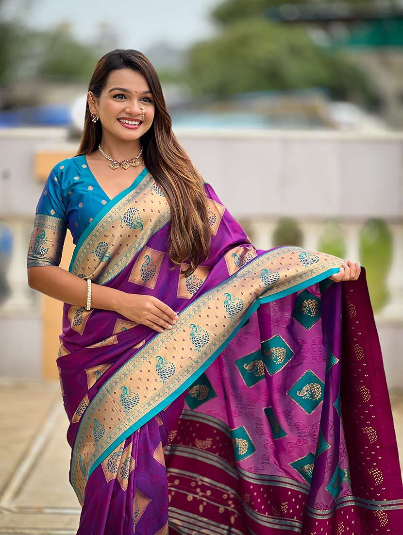 women self design banarasi saree with blouse - 22298783 -  Standard Image - 3