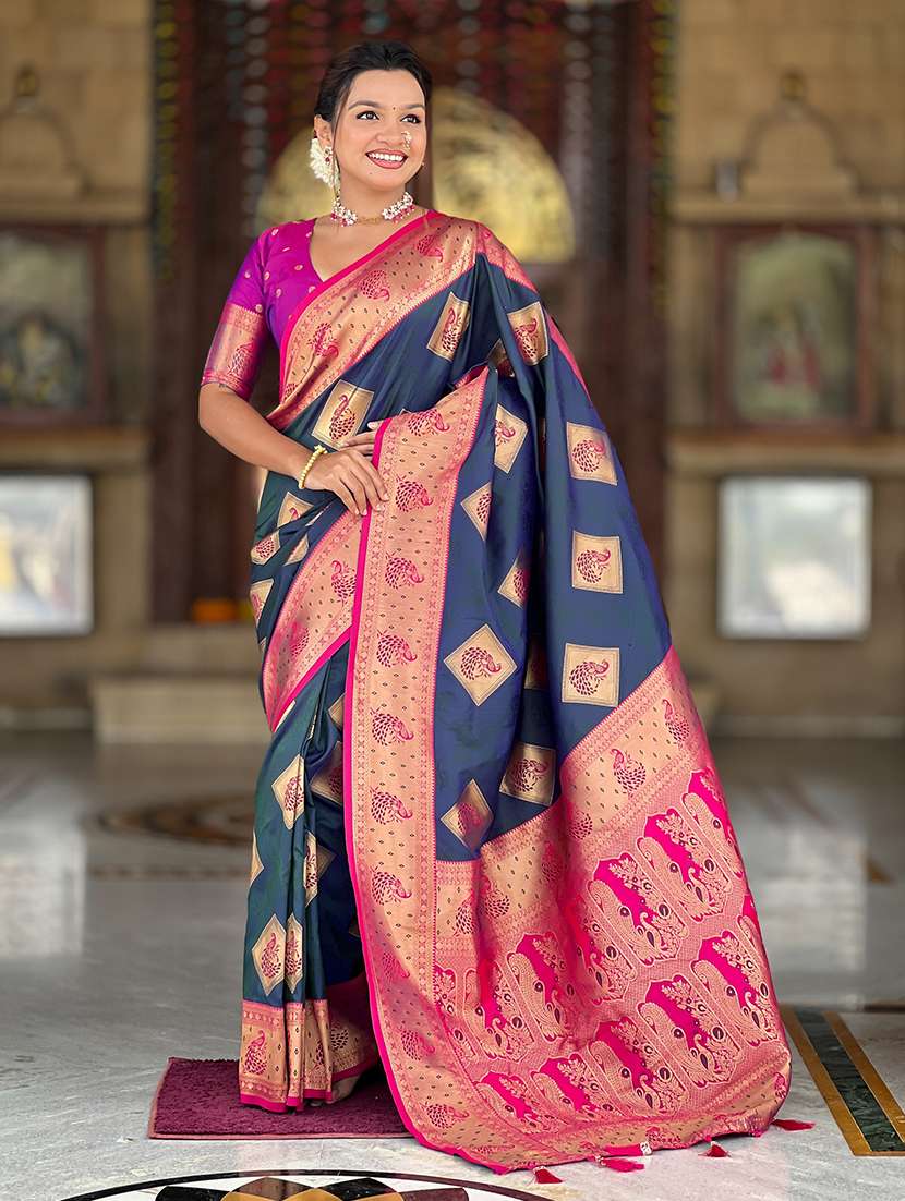 women self design banarasi saree with blouse