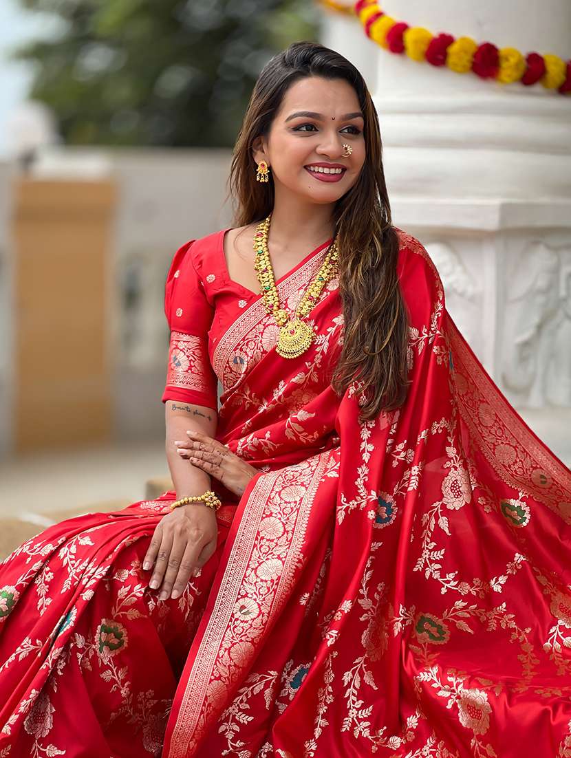 women self design banarasi saree with blouse - 22298800 -  Standard Image - 3