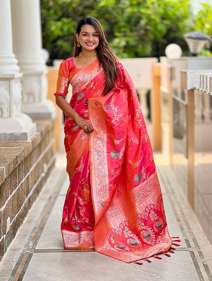 women self design banarasi saree with blouse