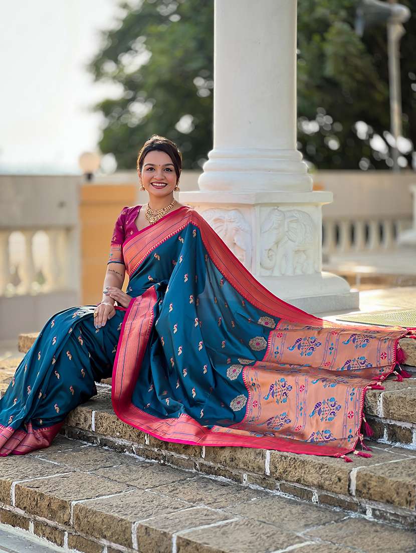 Women Self Design Paithani Saree With Blouse - 22298908 -  Standard Image - 3