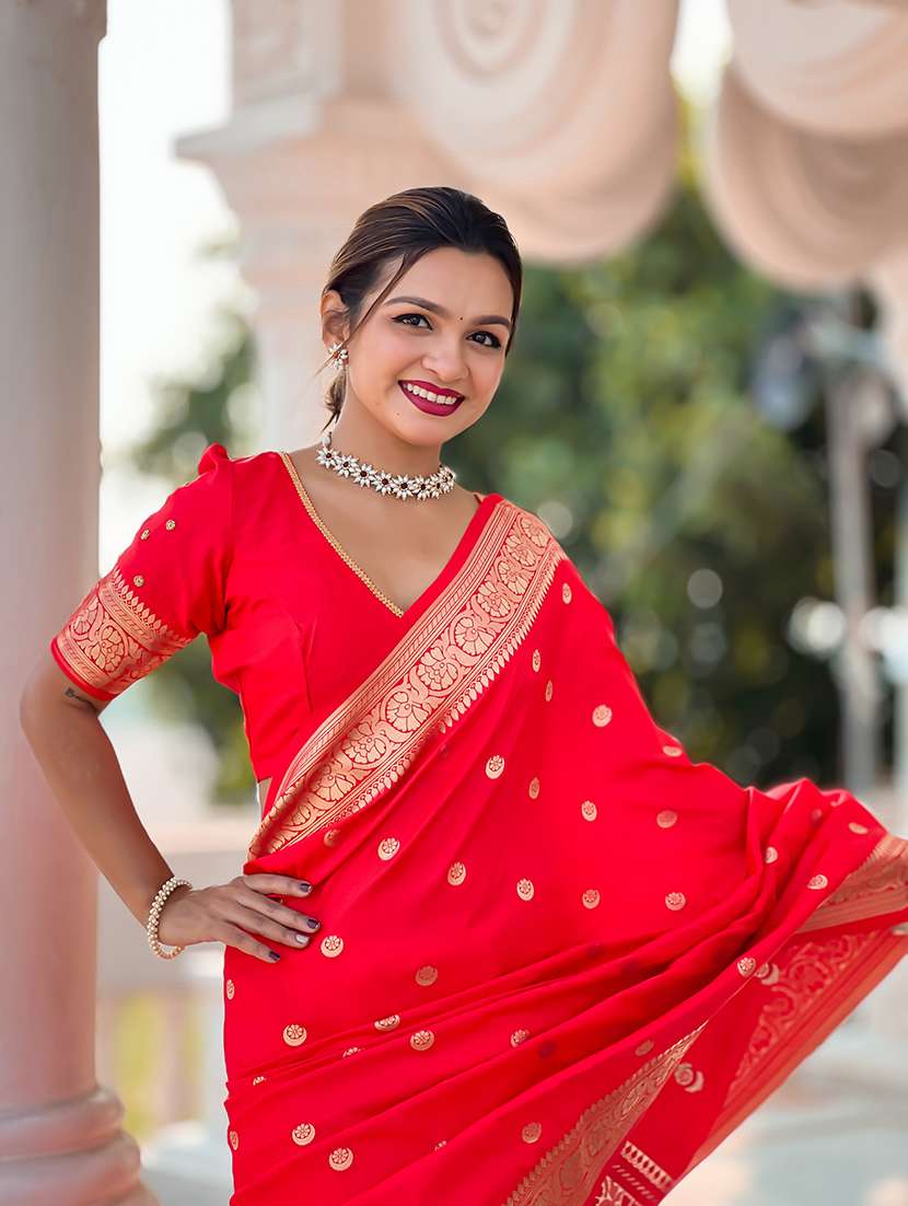 women self design banarasi saree with blouse - 22298940 -  Standard Image - 3