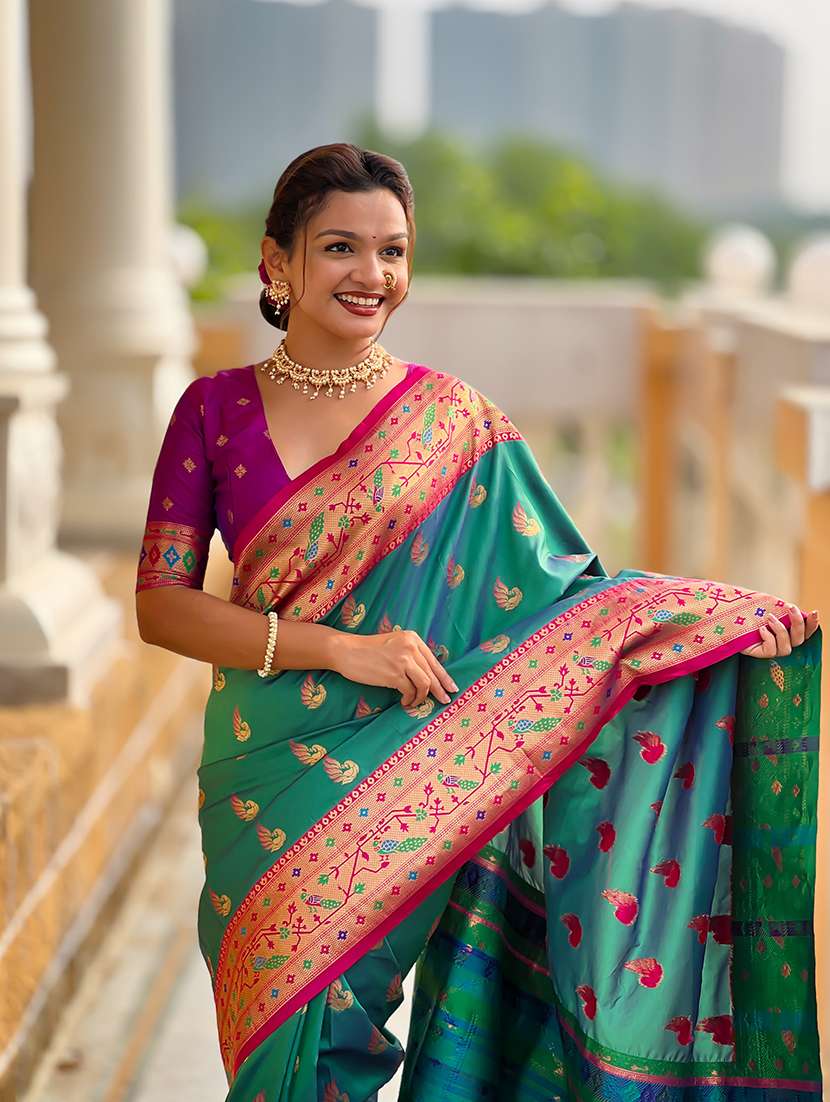women self design paithani saree with blouse - 22298946 -  Standard Image - 3