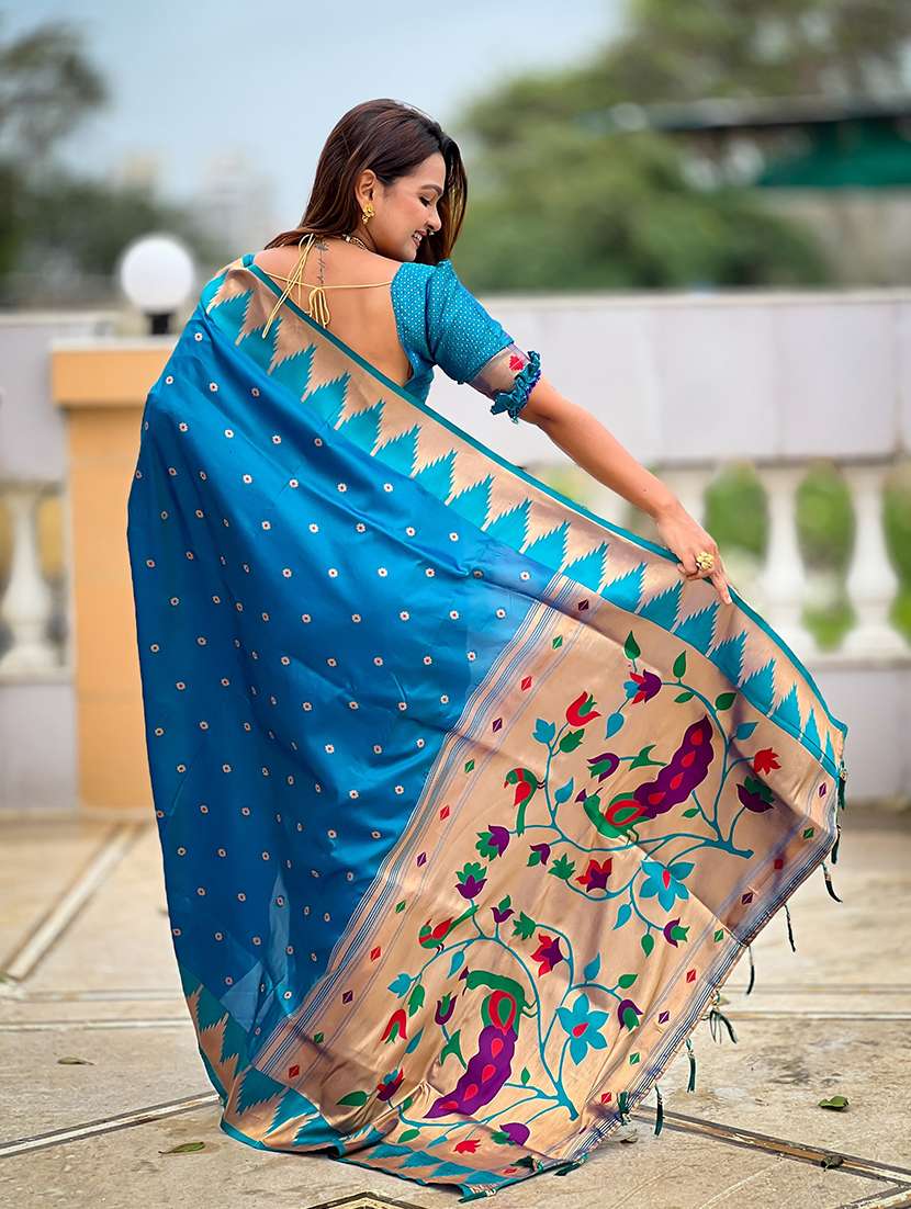 women self design paithani saree with blouse - 22298954 -  Standard Image - 3