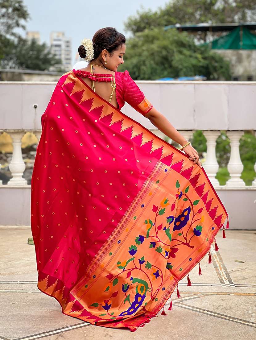women self design paithani saree with blouse - 22298959 -  Standard Image - 3