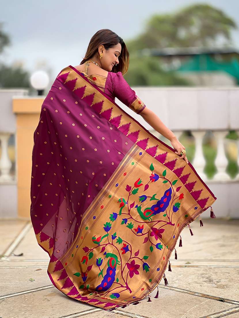 women self design paithani saree with blouse - 22298961 -  Standard Image - 3