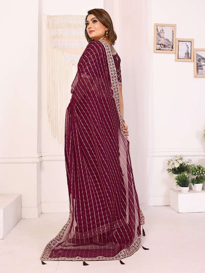 women striped bordered saree with blouse - 22298968 -  Standard Image - 3