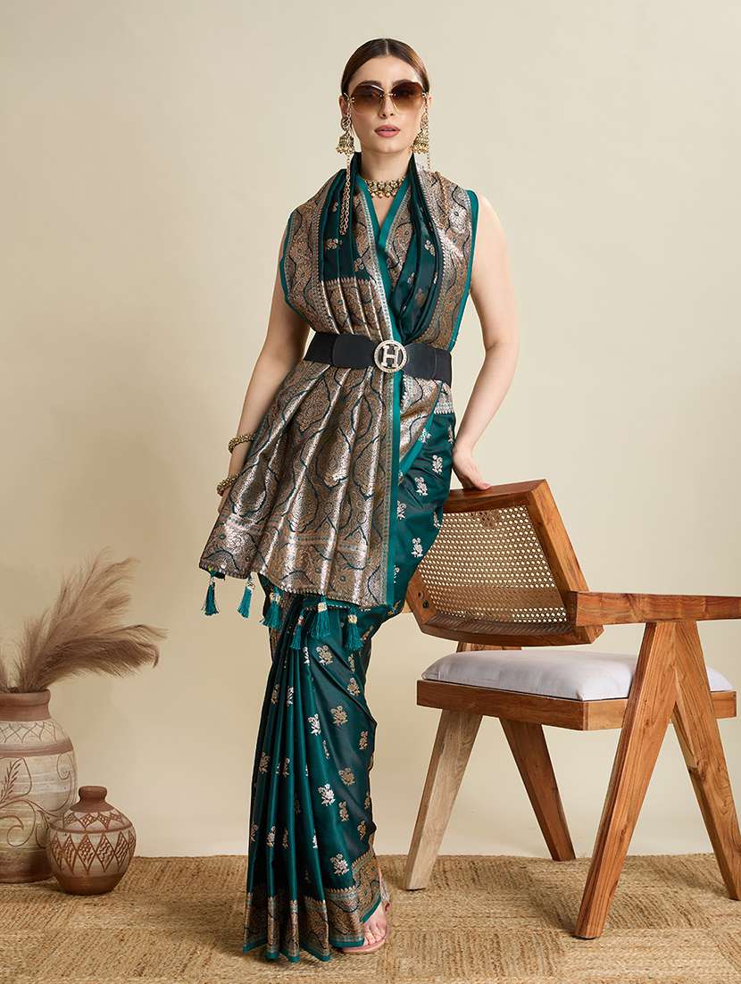 women self design banarasi saree with blouse - 22298975 -  Standard Image - 3