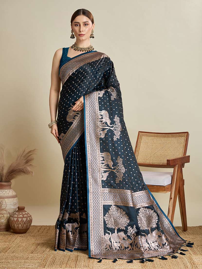 women self design banarasi saree with blouse