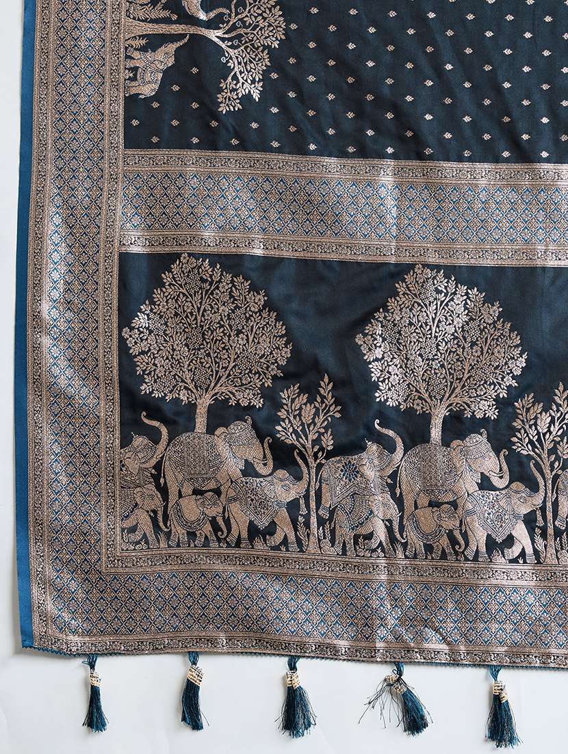 women self design banarasi saree with blouse - 22298990 -  Standard Image - 5