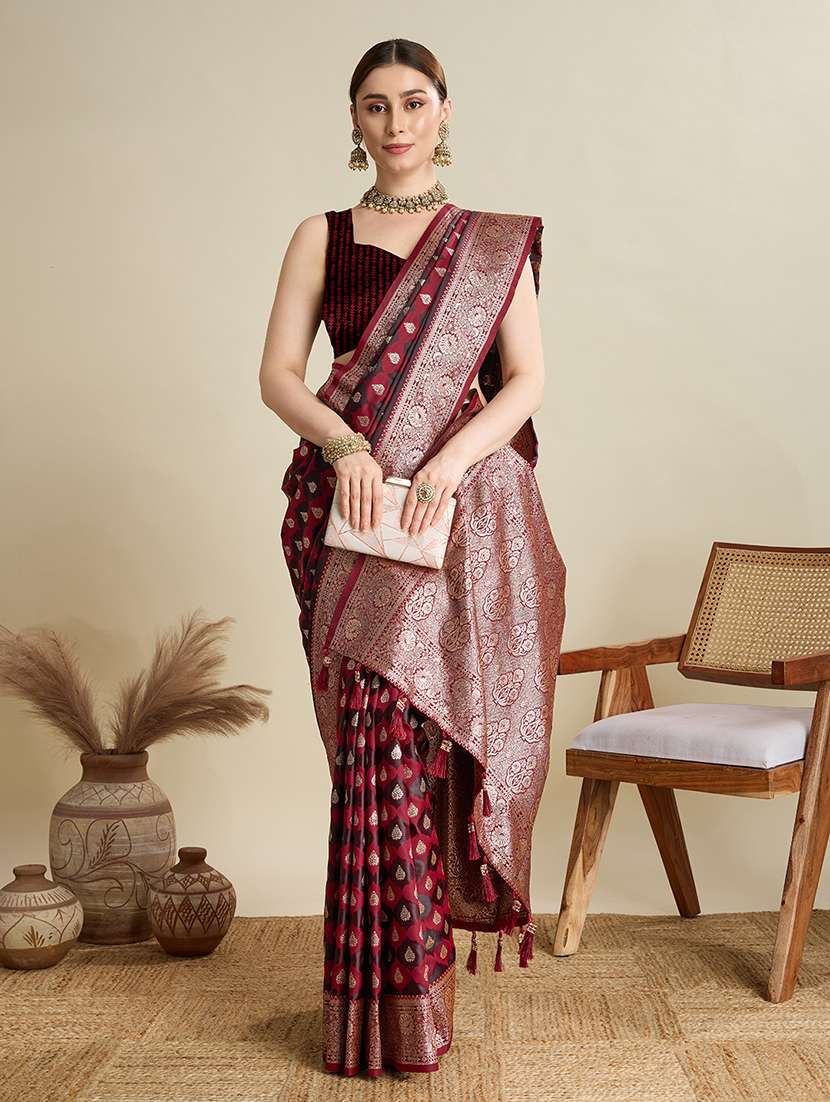 women self design banarasi saree with blouse - 22298995 -  Standard Image - 3