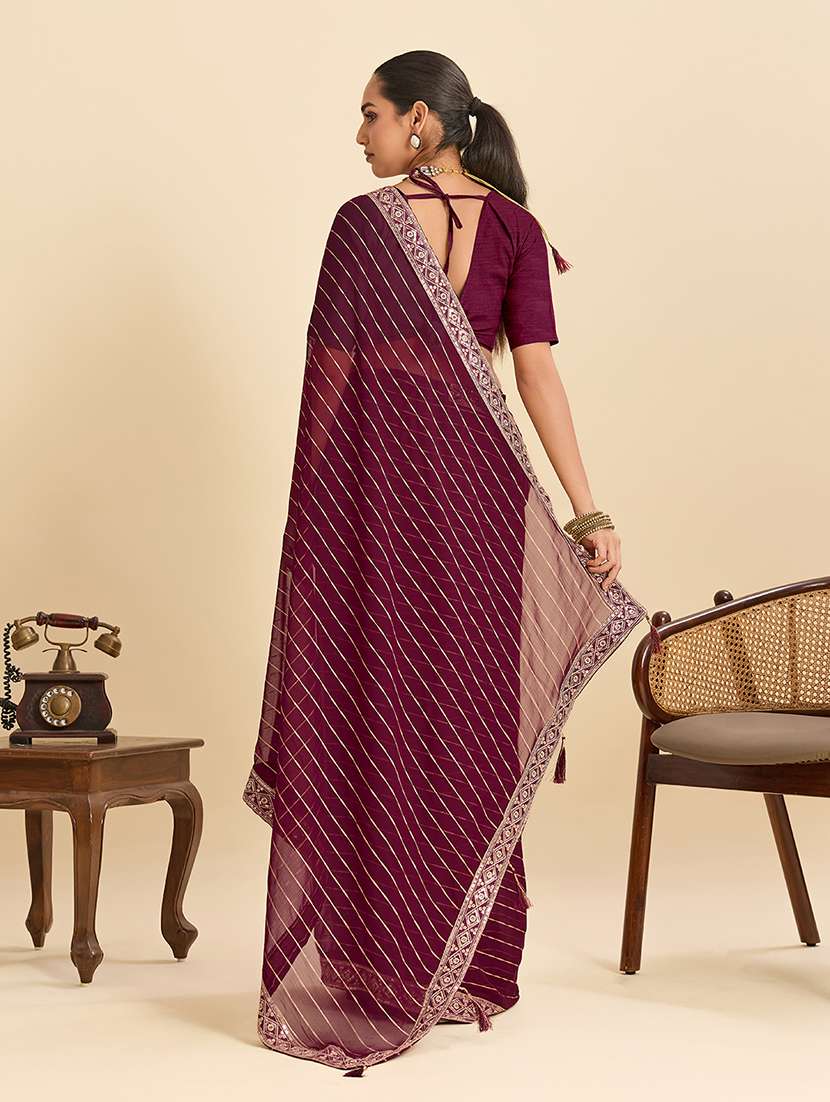 women striped bordered saree with blouse - 22299004 -  Standard Image - 3