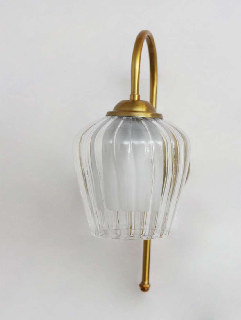 antique bend clear tulip shape wall light - 22299115 -  Standard Image - 3